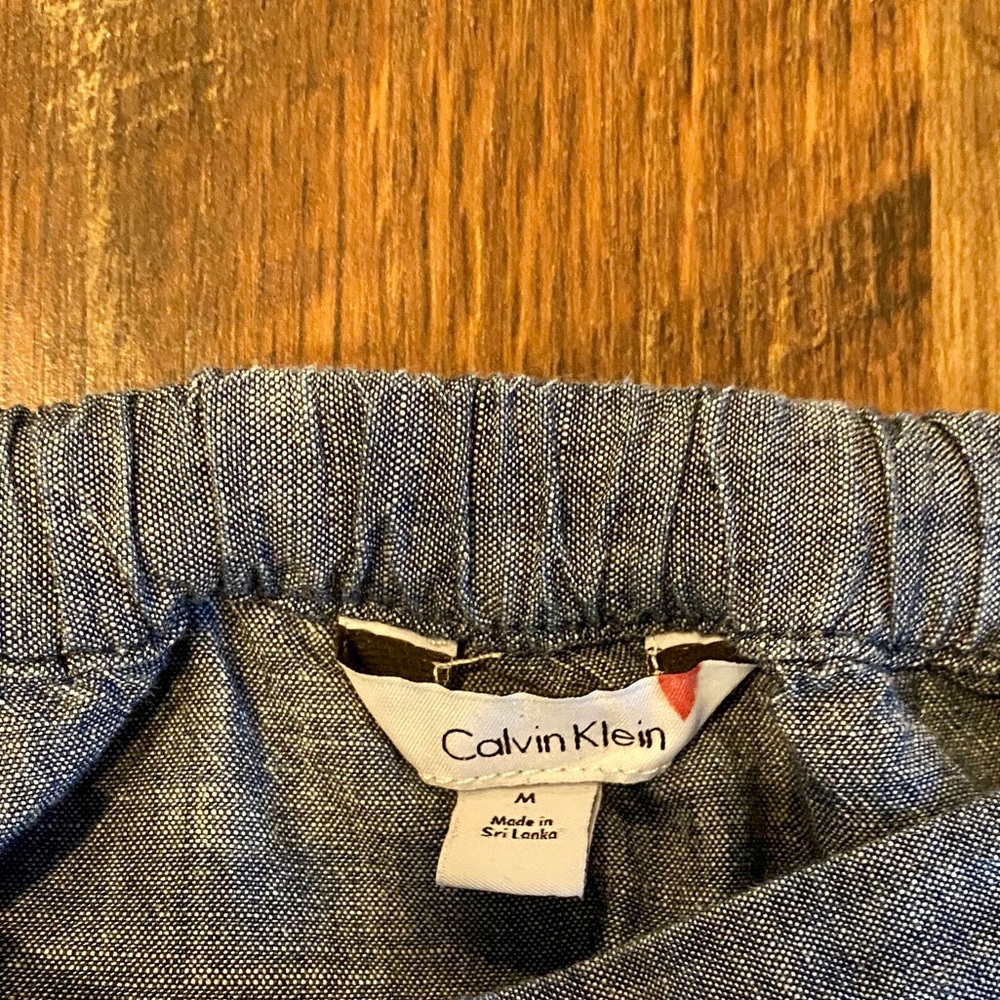 CALVIN KLEIN Chambray Off the Shoulder Blouse - Picture 3 of 4
